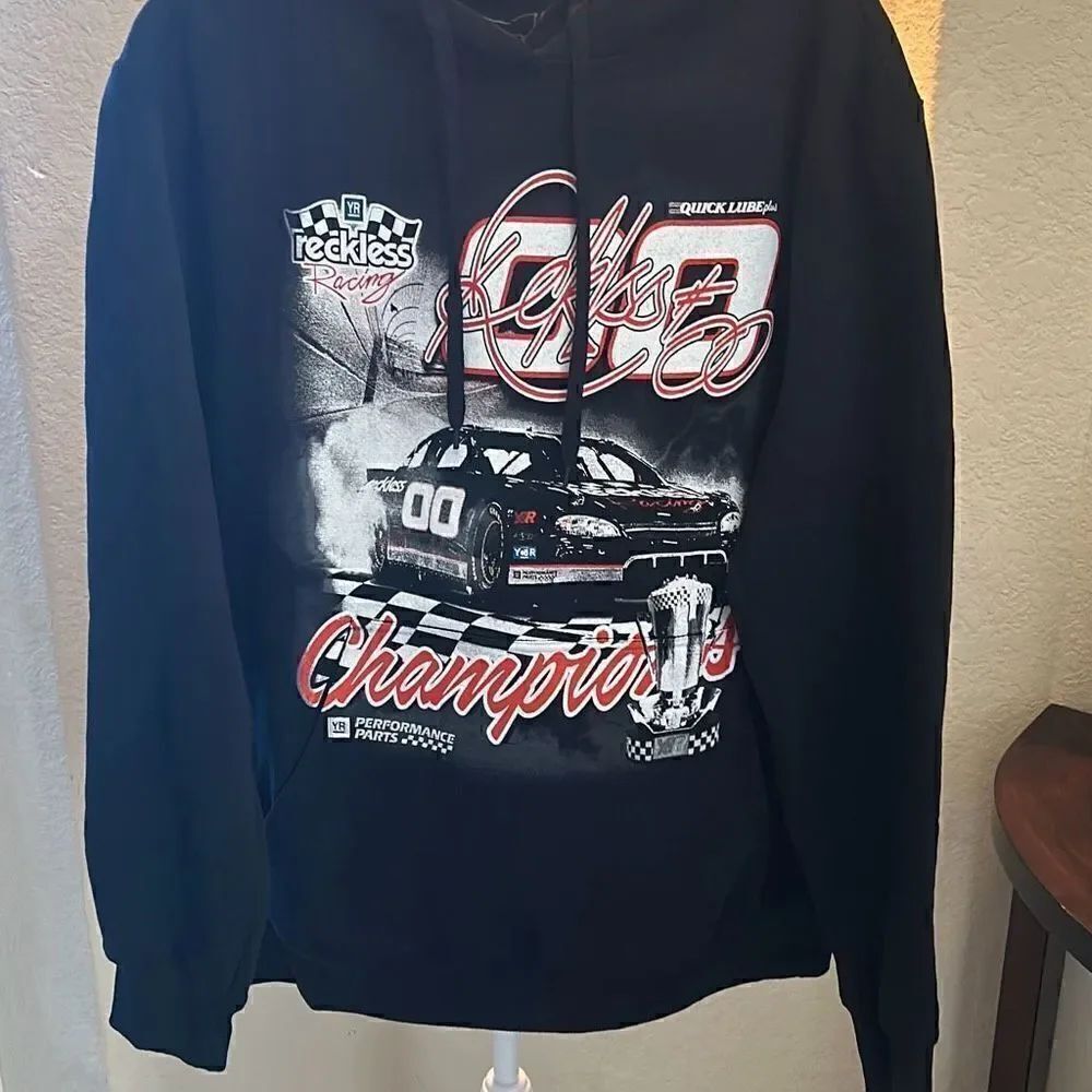 Young & Reckless Mens Large Slingshot Hoodie Black Racing Graphic Print NWOT